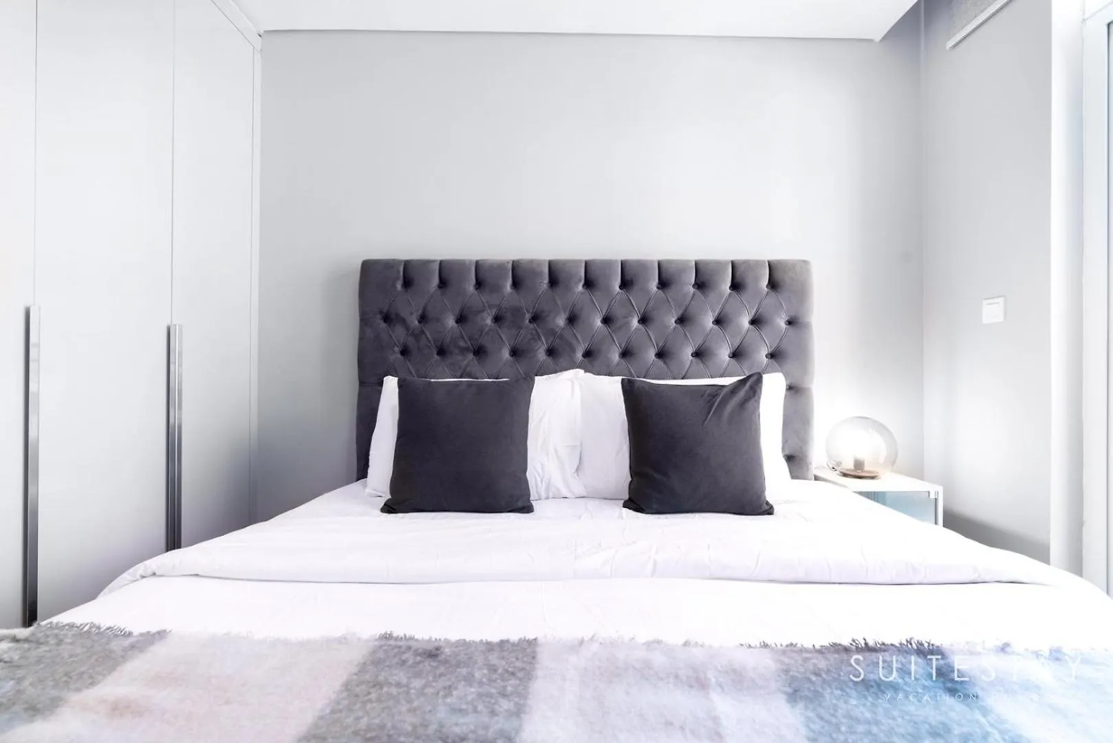 Apartment Luxurious Villa In Residential Community Dubai