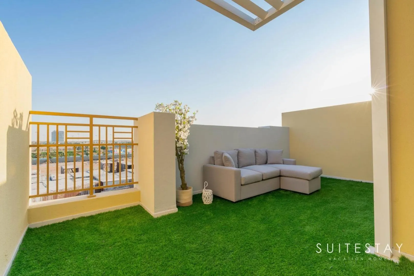Apartment Luxurious Villa In Residential Community Dubai