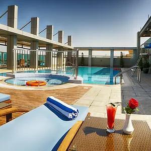 4* Hotell Rose Park - Al Barsha, Opposite Metro Station