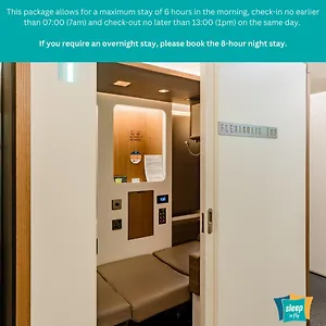 Sleep 'n Fly Sleep Lounge, C-gates Terminal 3 - Transit Only Kapselhotel